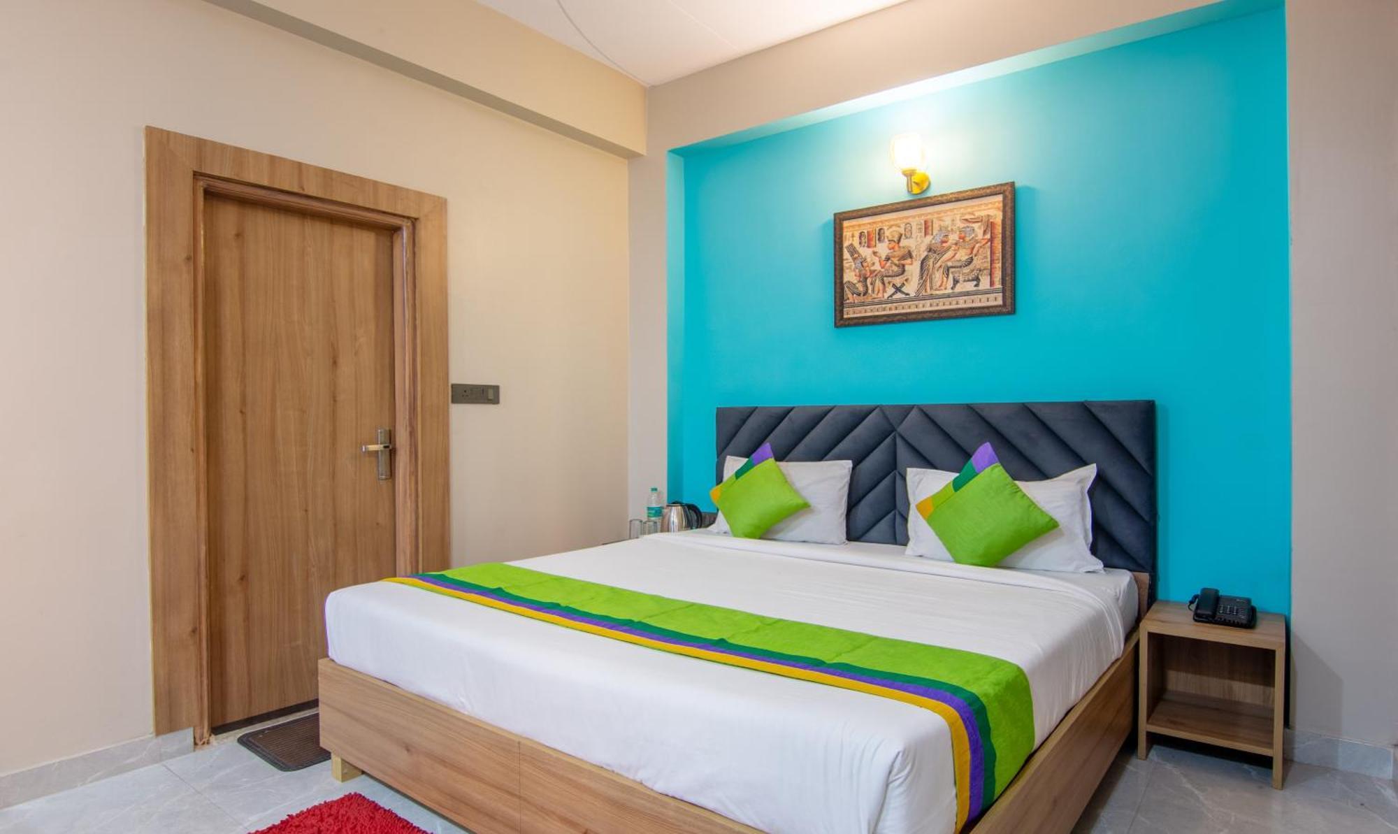 Treebo Elite Corporate, Sector 62 Hotel Noida Eksteriør billede